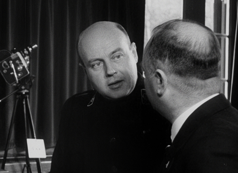Propagandist, De