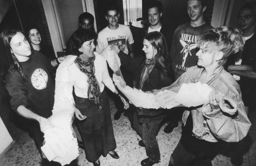 Zweet druipt van de muren - 55 jaar poppodium de Piek, Het