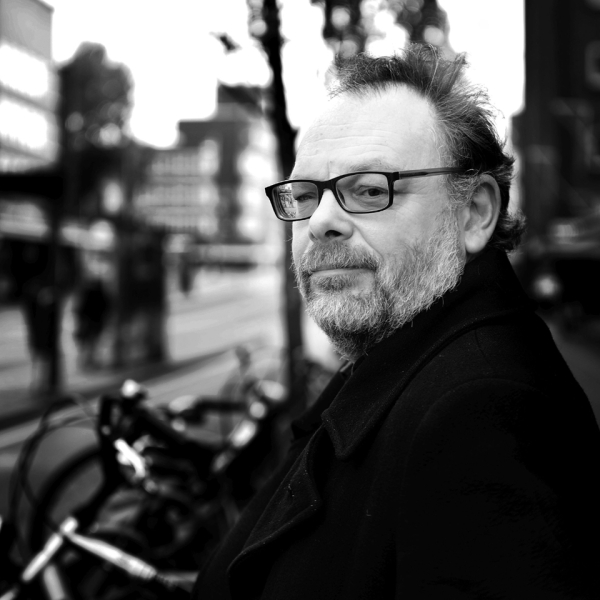 Lezing Barend de Voogd: Ideaal - Op het spoor van film- en verzetsman Karel van Riet Paap