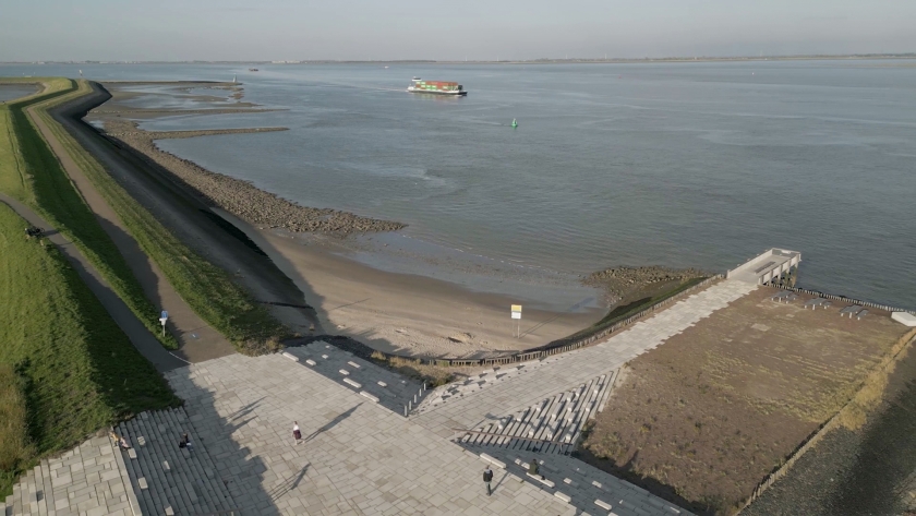 Walsoorden - dijk van een dorp